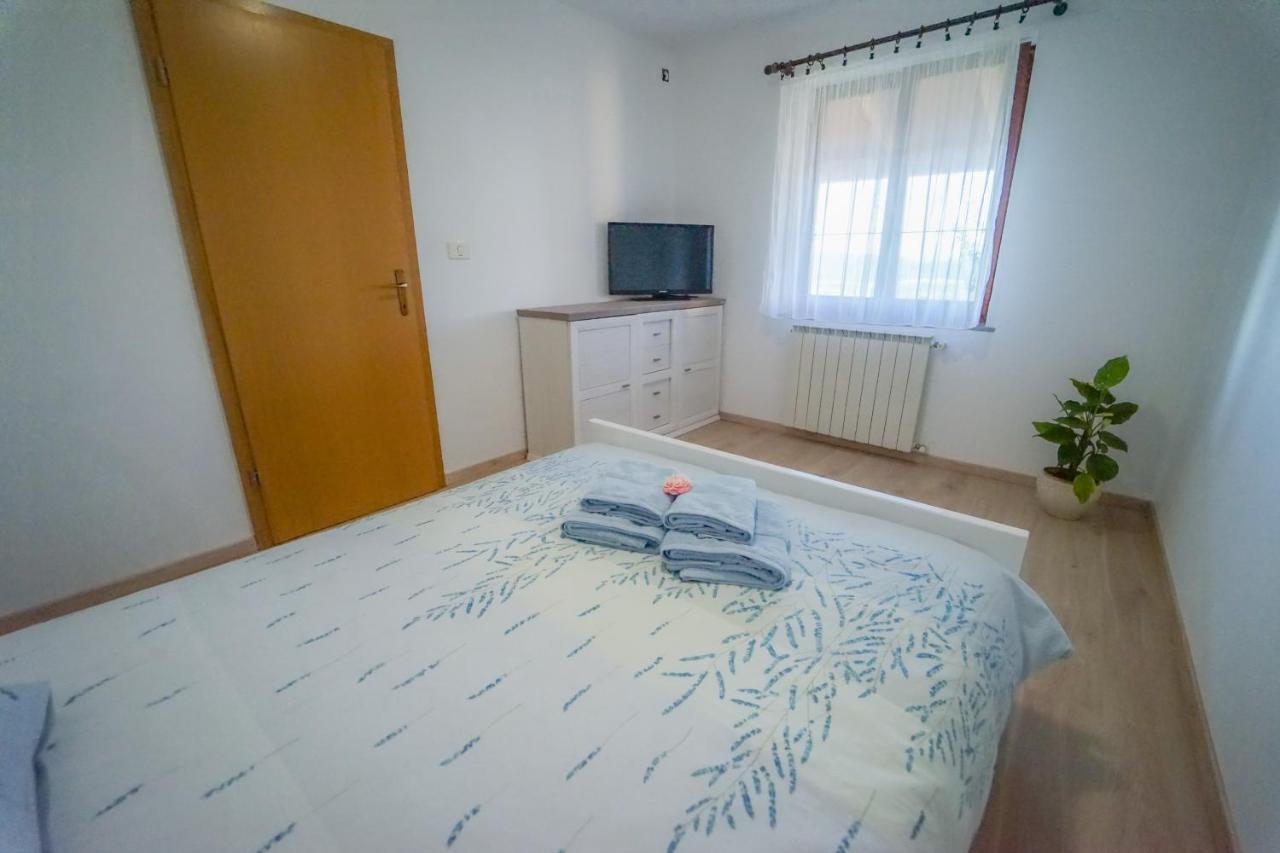 Apartment Full Moon Pobegi Bagian luar foto